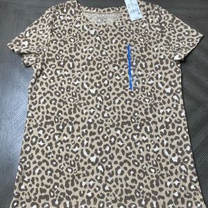 NWT Leopard Print Shirt Sleeve T-Shirt